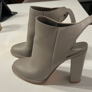 Vince Joanna Ankle-Strap Leather Booties Gray Leather Heels Shoes